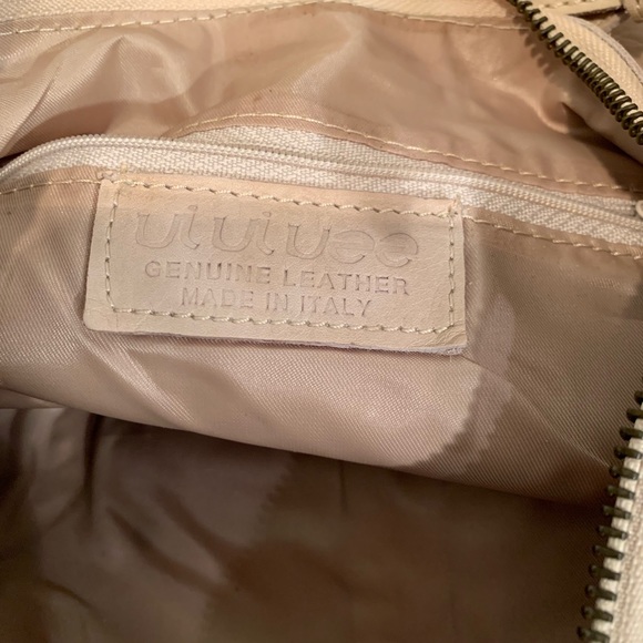 NWT, soft leather bag. Light beige/dark cream - Picture 6 of 7